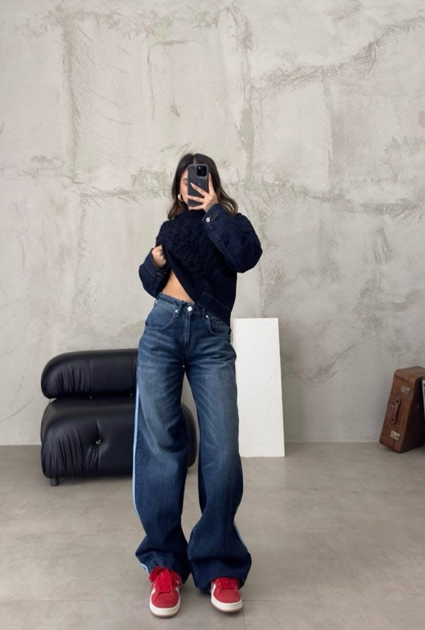Blugi lejeri din denim bleumarin cu dungi sportive laterale