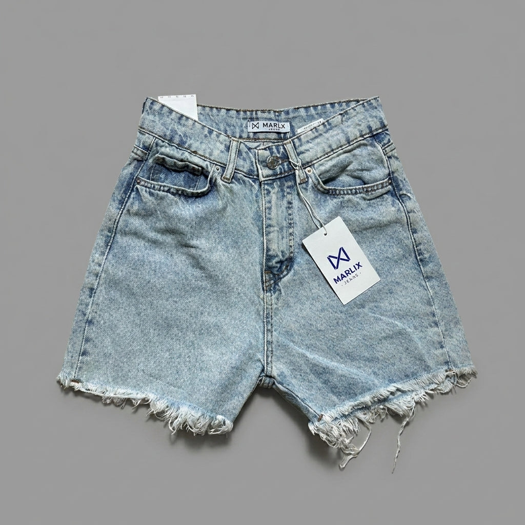 Pantaloni scurți de blugi Marlix cu margini franjurate