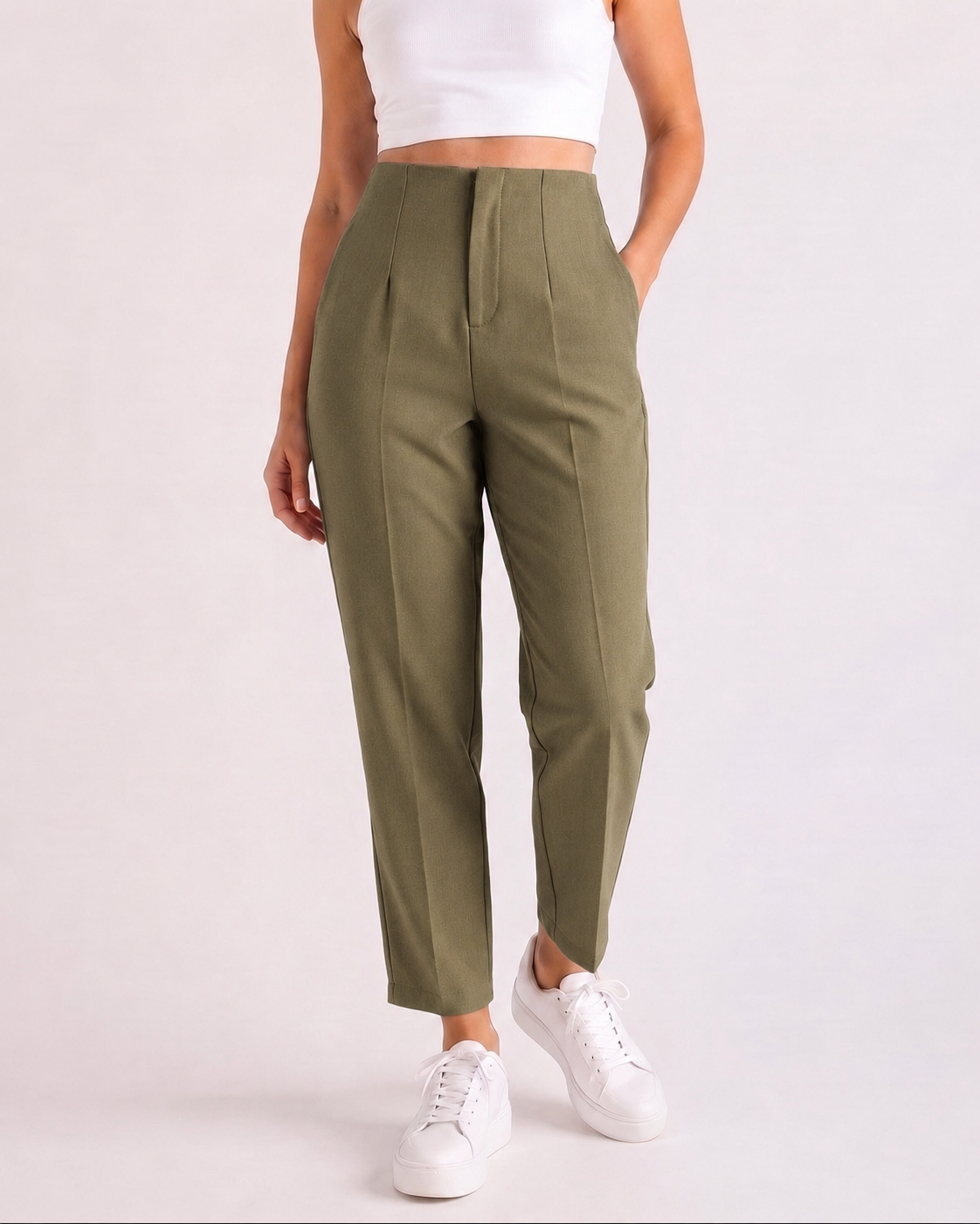 Pantaloni damă eleganți cu talie înaltă și croială conică