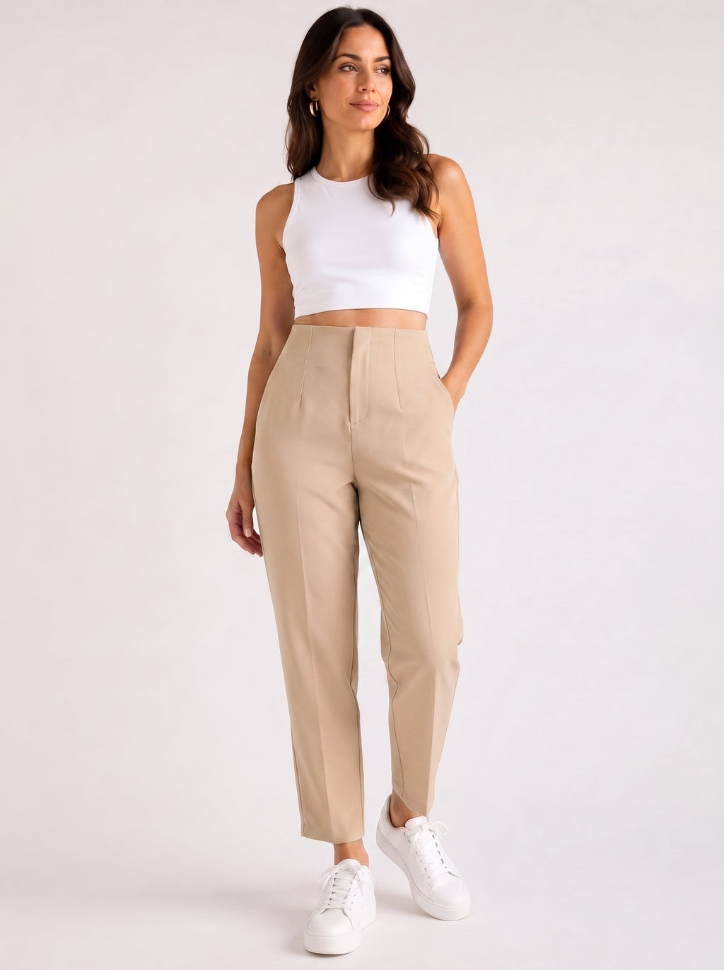 Pantaloni damă eleganți cu talie înaltă și croială conică