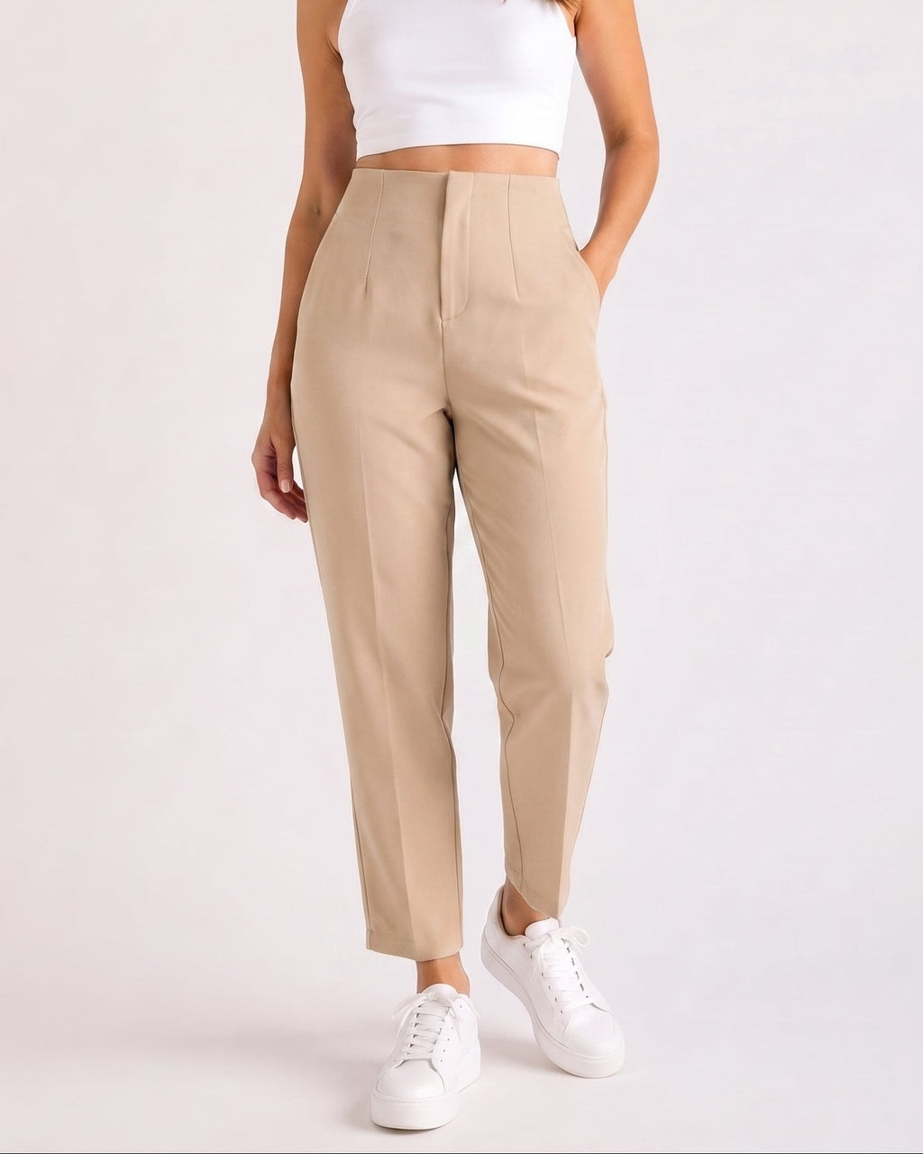 Pantaloni damă eleganți cu talie înaltă și croială conică