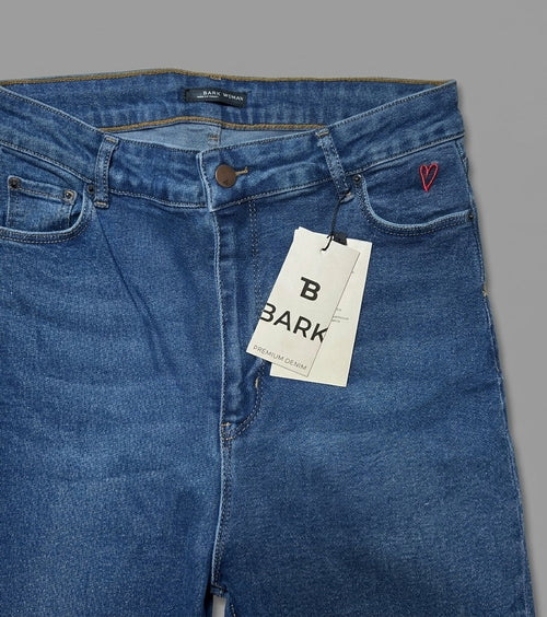 Straight leg jeans The Bark με κέντημα καρδιά